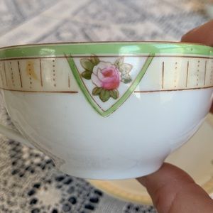 Vintage Noritake hand painted rose tea cup & saucer set in mint condition